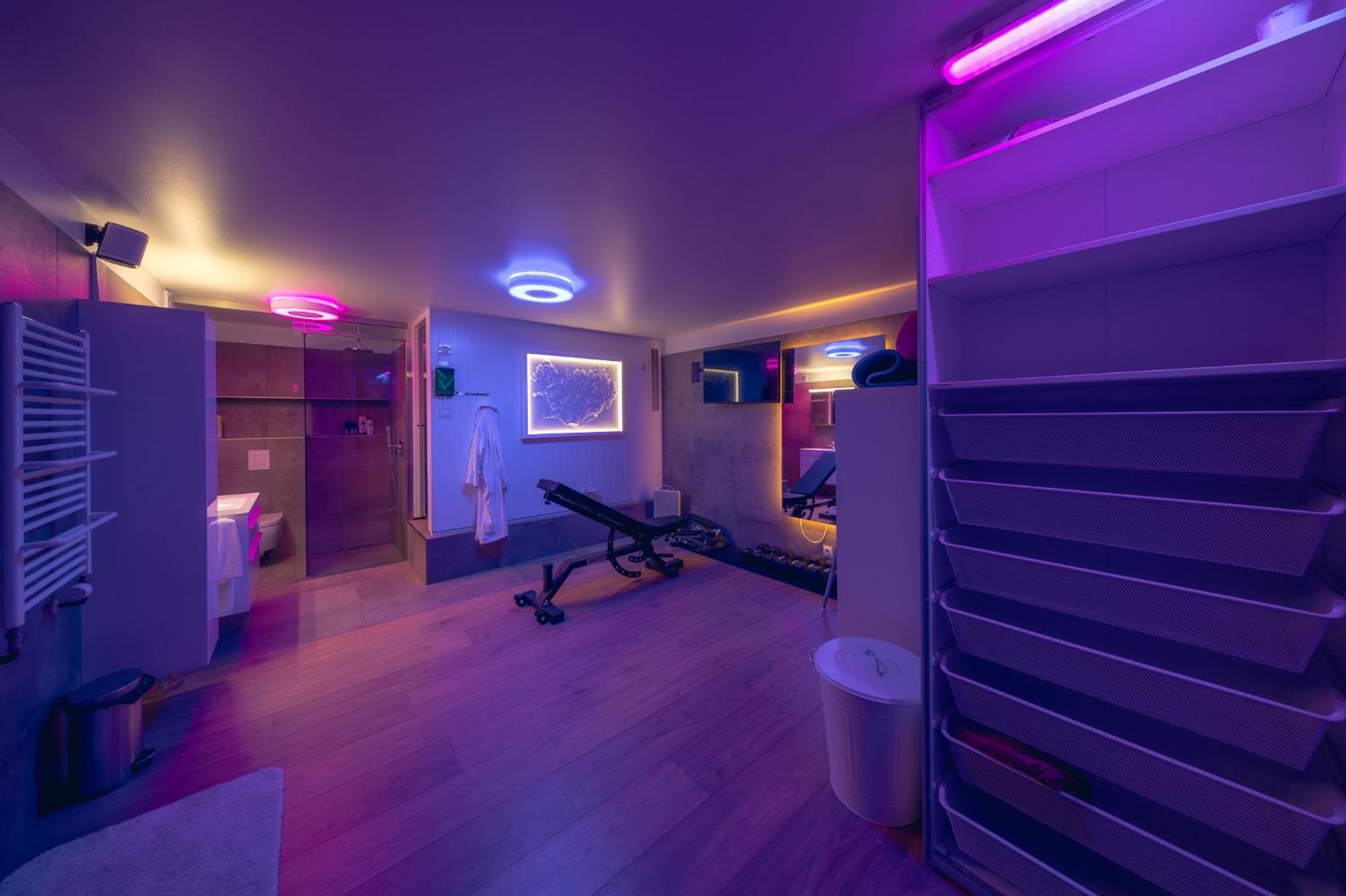 Smart Luxury - Private Gym, Hot Tub & Sauna Keflavík Exteriér fotografie