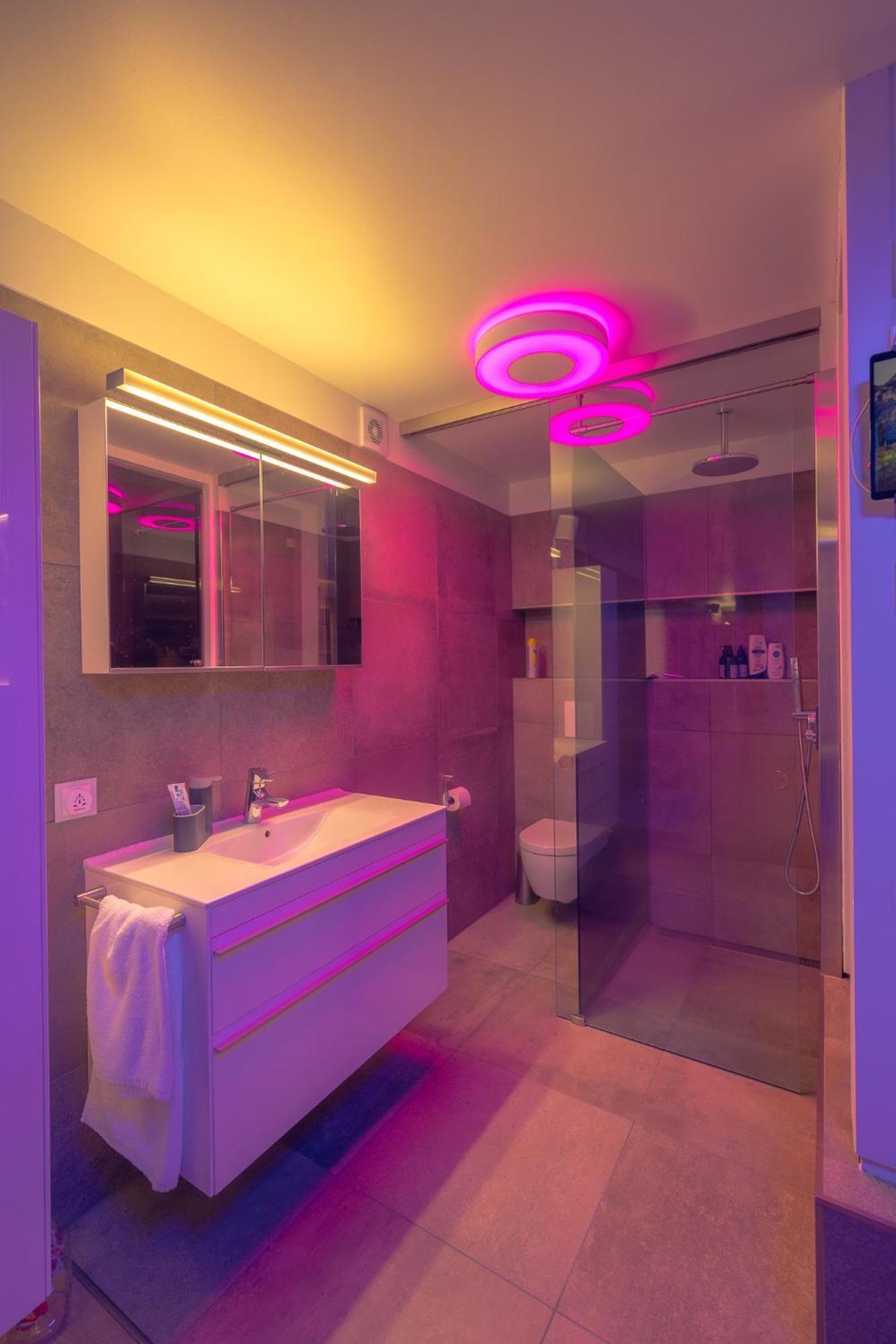 Smart Luxury - Private Gym, Hot Tub & Sauna Keflavík Exteriér fotografie